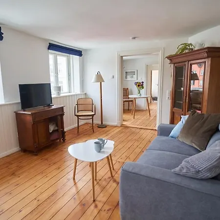 Direkt Am Markt 2og Apartment *